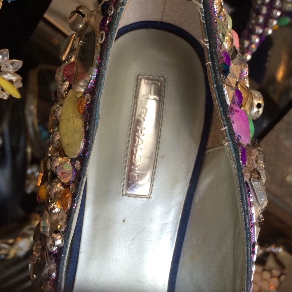 Halston Embellished Platform - Picture 3 of 4